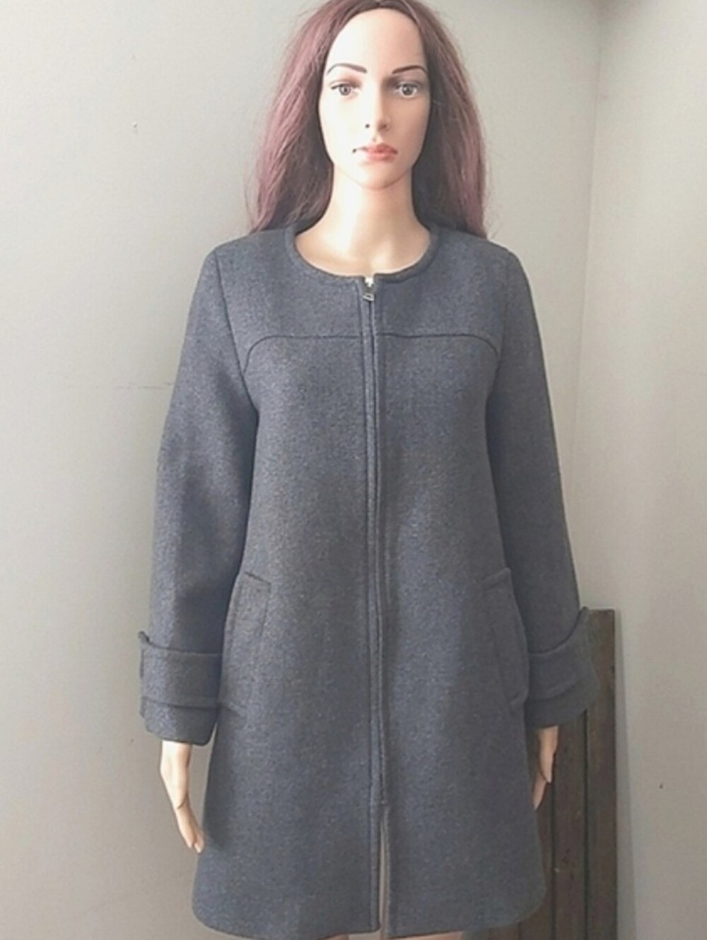 Zara Wool Coat Women's Gray Zip-Front Size Medium Long Line